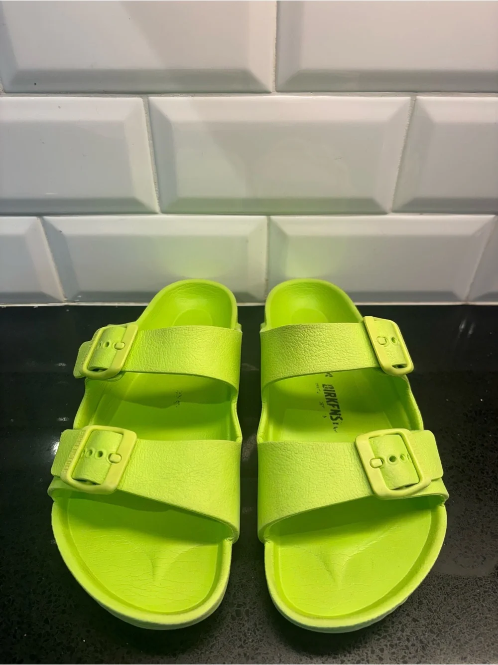 Birkenstock Kids Arizona Eva Neon Green Lime Sandal Slides Size 3-3.5 Kids 34 EU